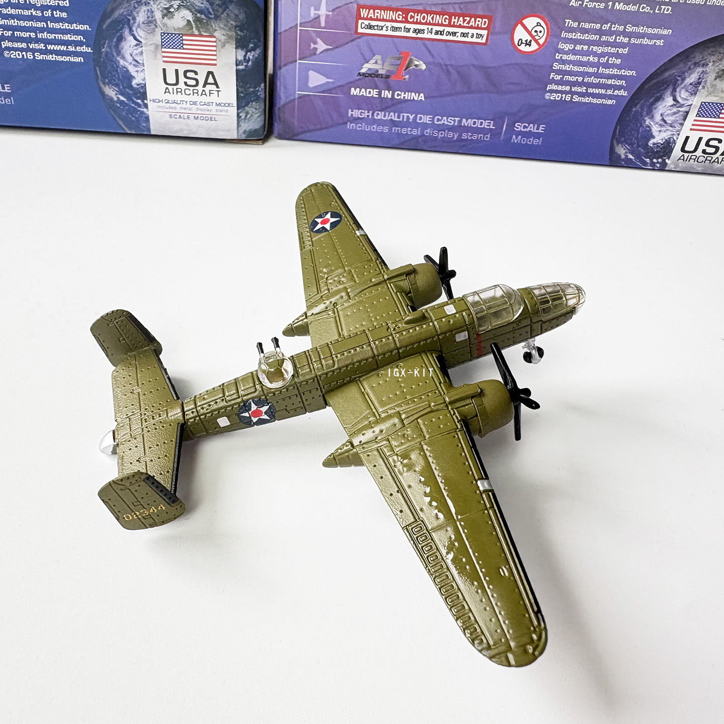 1/200 스케일 제2차 세계대전 미국 B-25 미첼  - Model Kit Plane 리뷰 및 가격